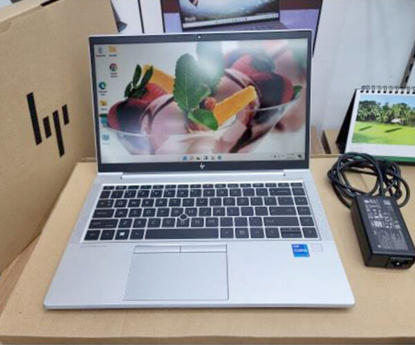HP SPECTRE X360 8Th gen
